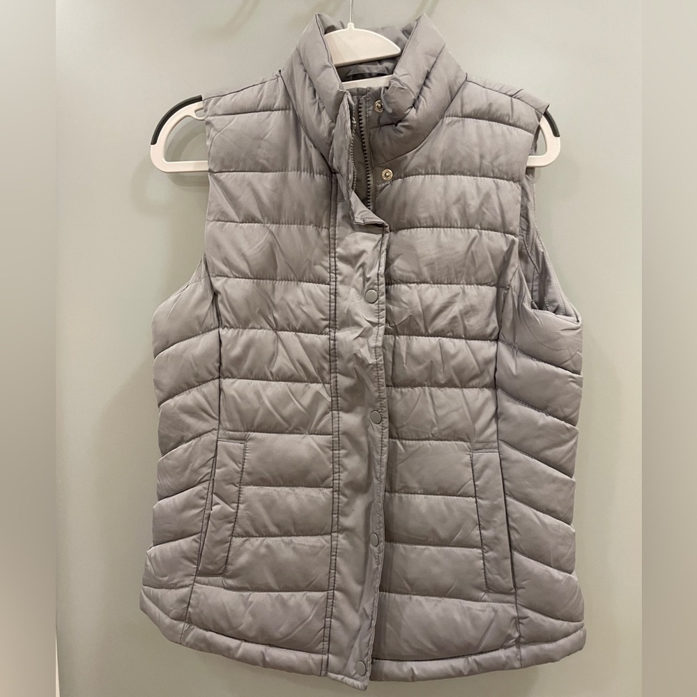 XS Gap women's puffer vest EUC